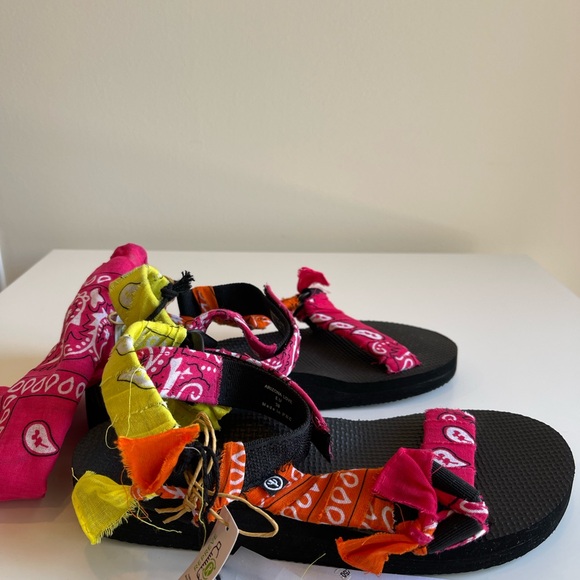 NEW Arizona Love Trekky Bandana Sandal - Picture 7 of 9